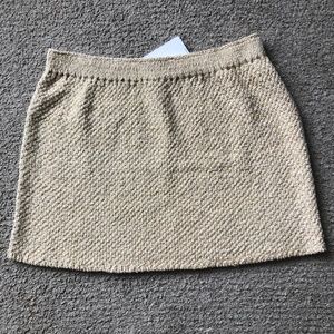 H&M- Mini Skirt.NWT.